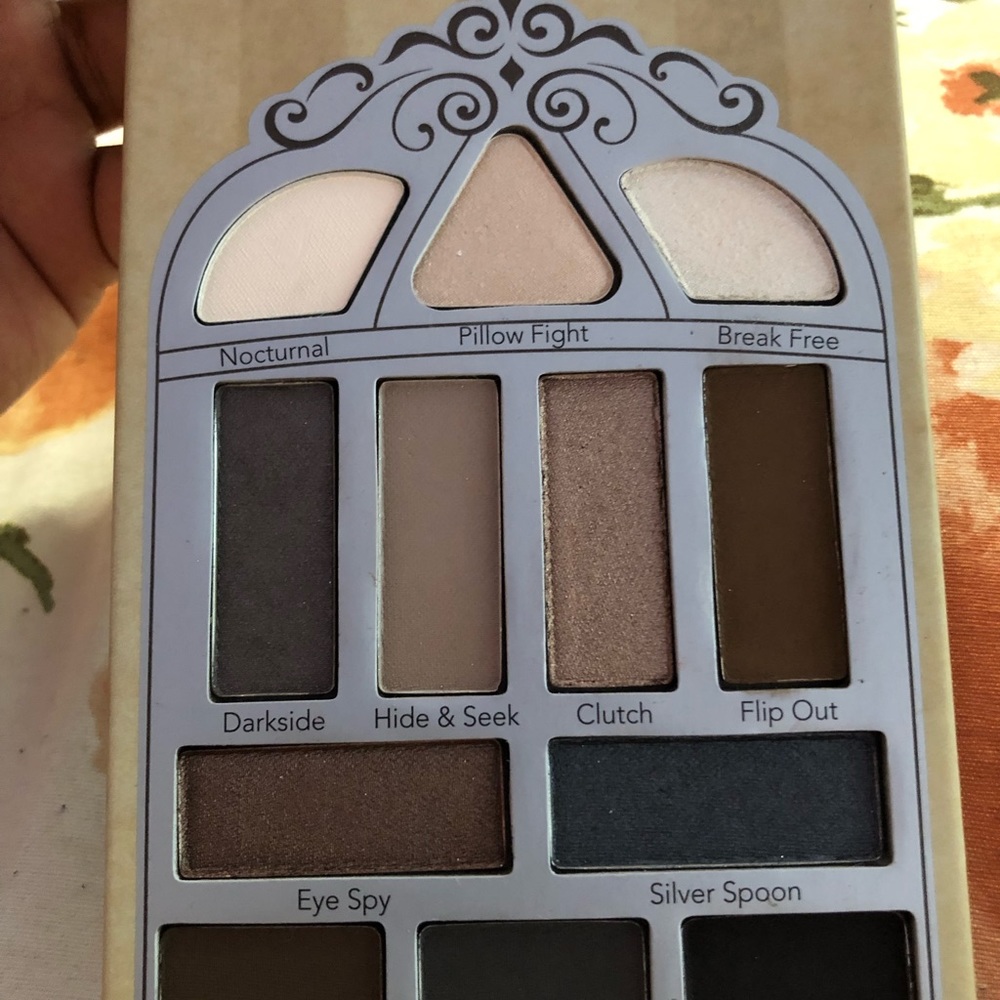 ⭐️⭐️⭐️SOLD⭐️⭐️⭐️PV Nightingale palette